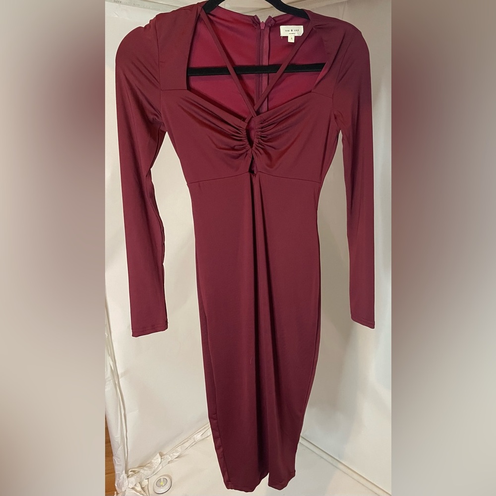 Tea n Cup Deep Red Long Sleeve Dress size small